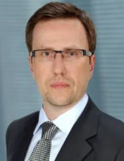 Spór o domenę internetową przed sądem domenowym dr Ireneusz Matusiak